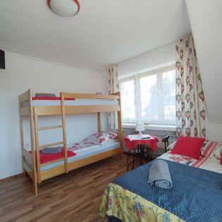 "U Skowronkow" Bed and Breakfast Bukowina Tatrzańska Exteriör bild