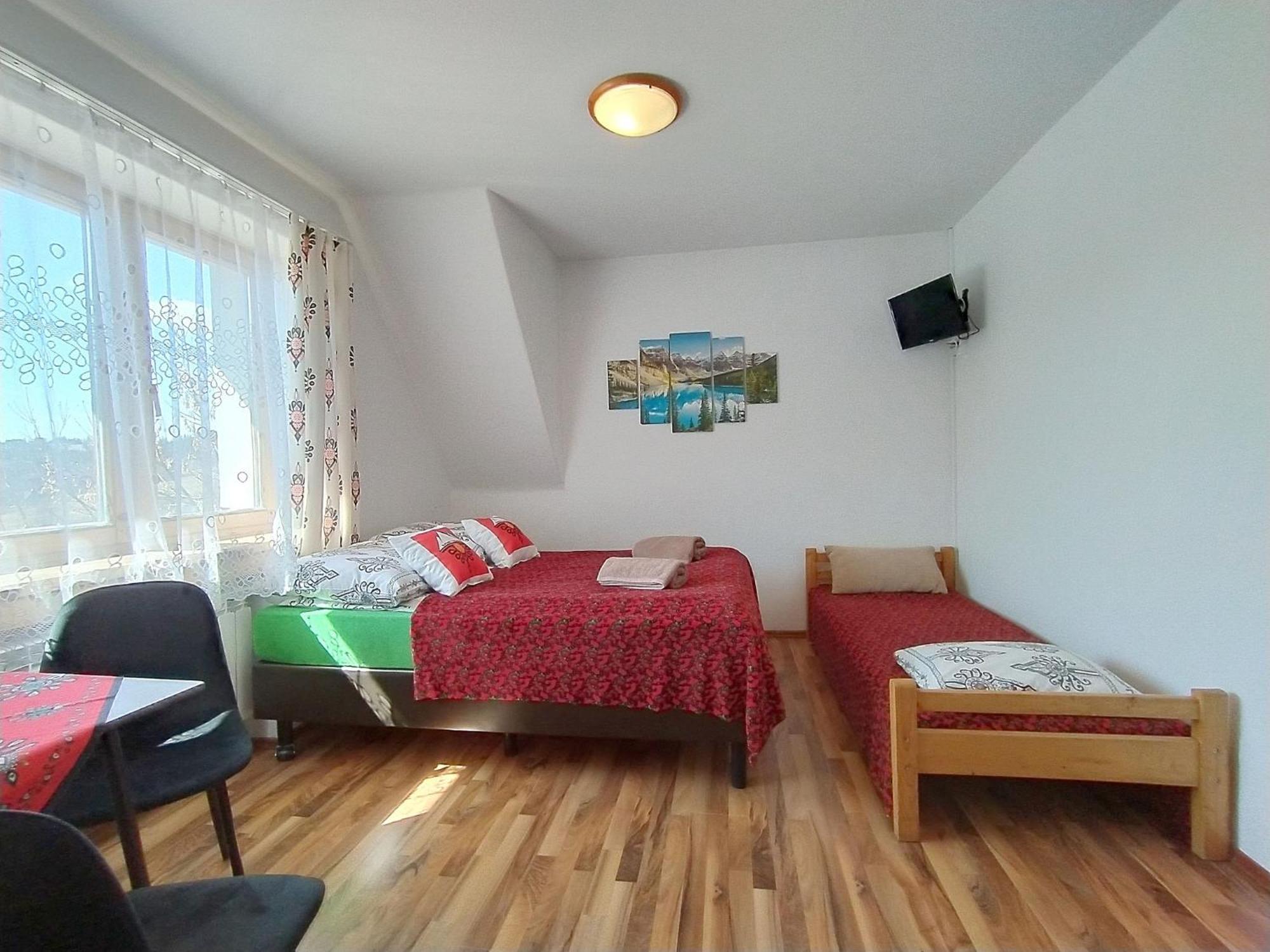 "U Skowronkow" Bed and Breakfast Bukowina Tatrzańska Exteriör bild
